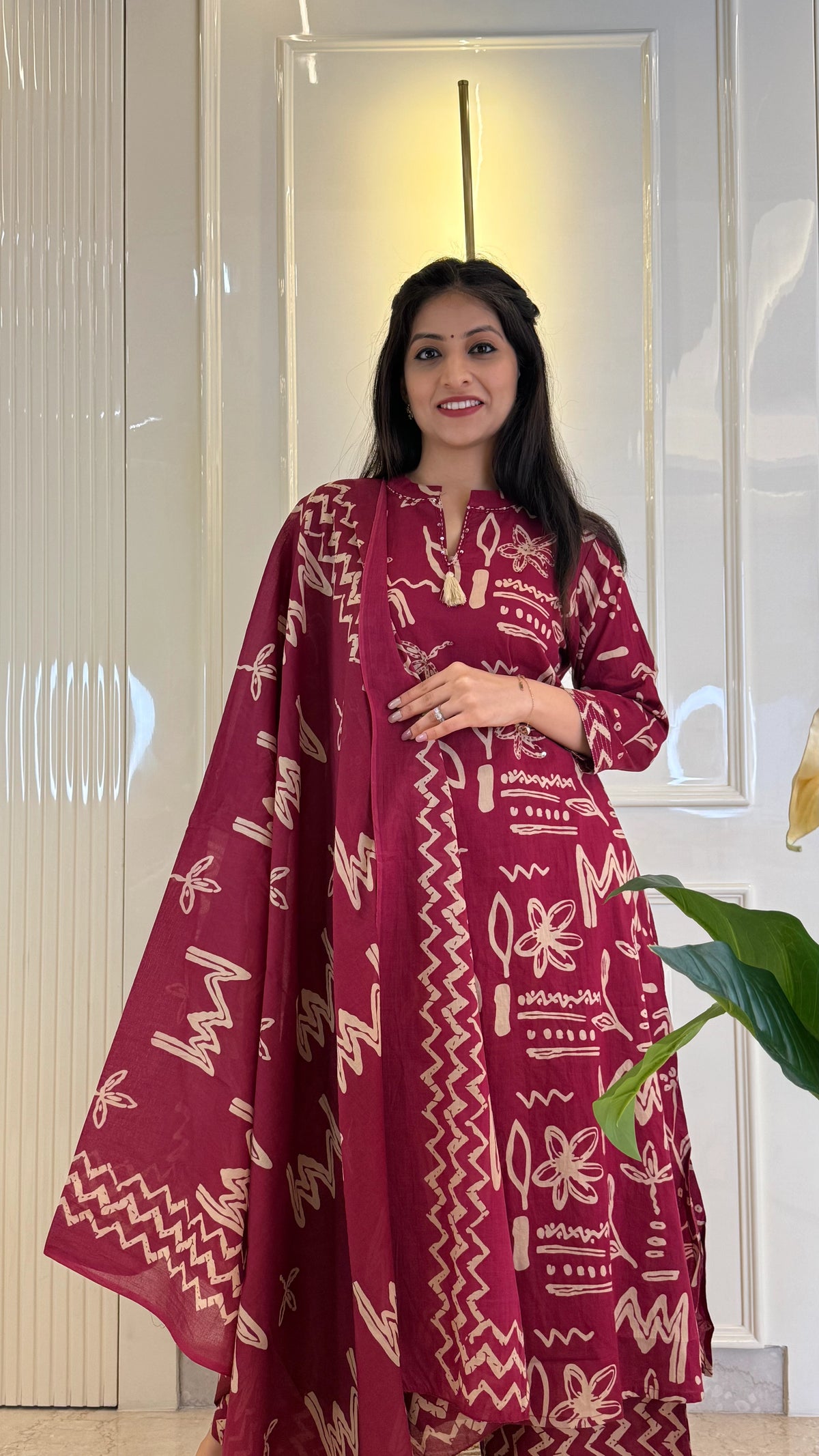 Abstract Aline Pink Dupatta Set