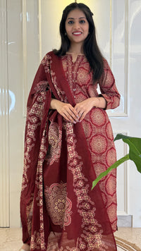 Illussion Print Red Dupatta Set