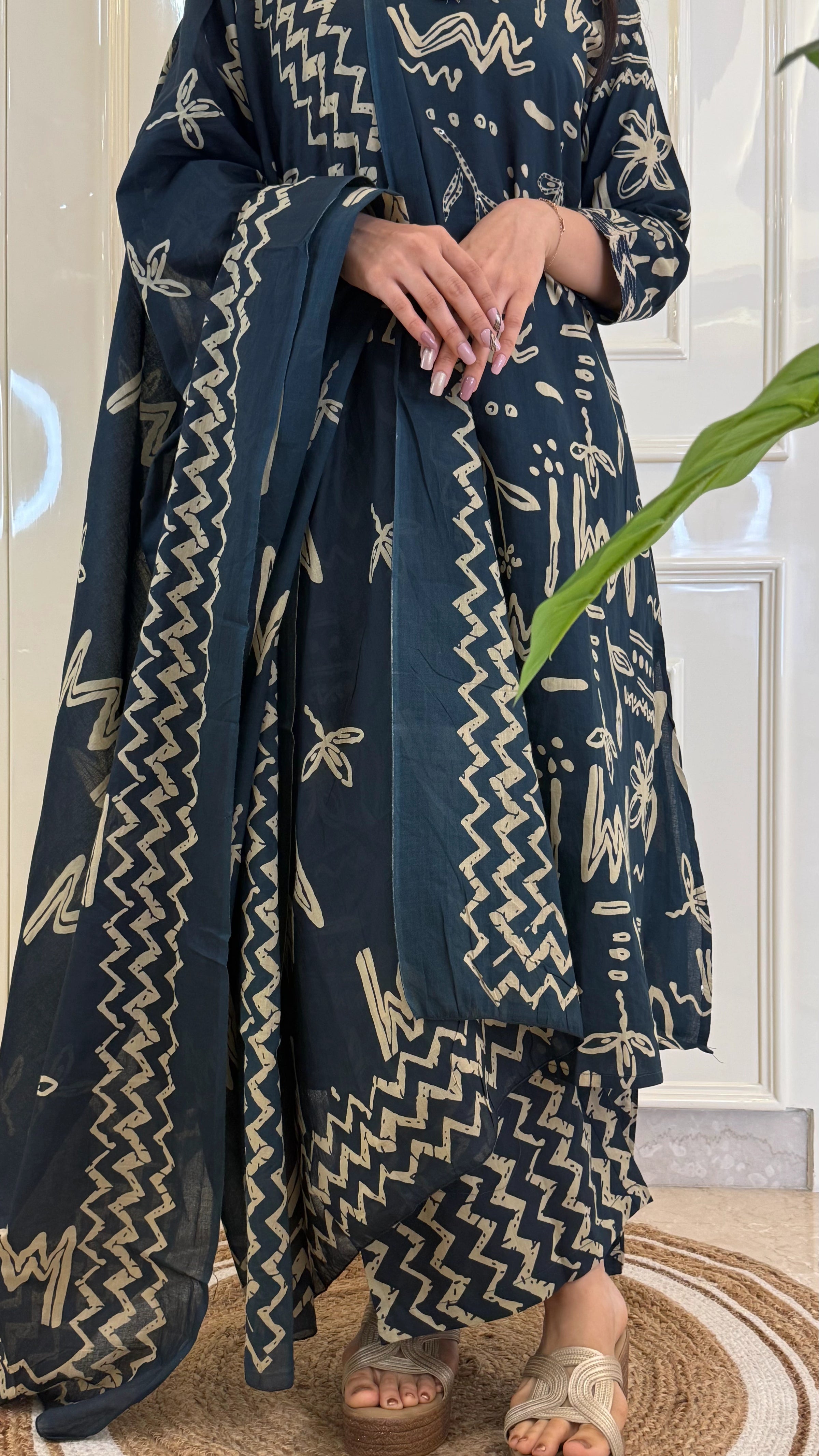 Abstract Aline Blue  Dupatta Set