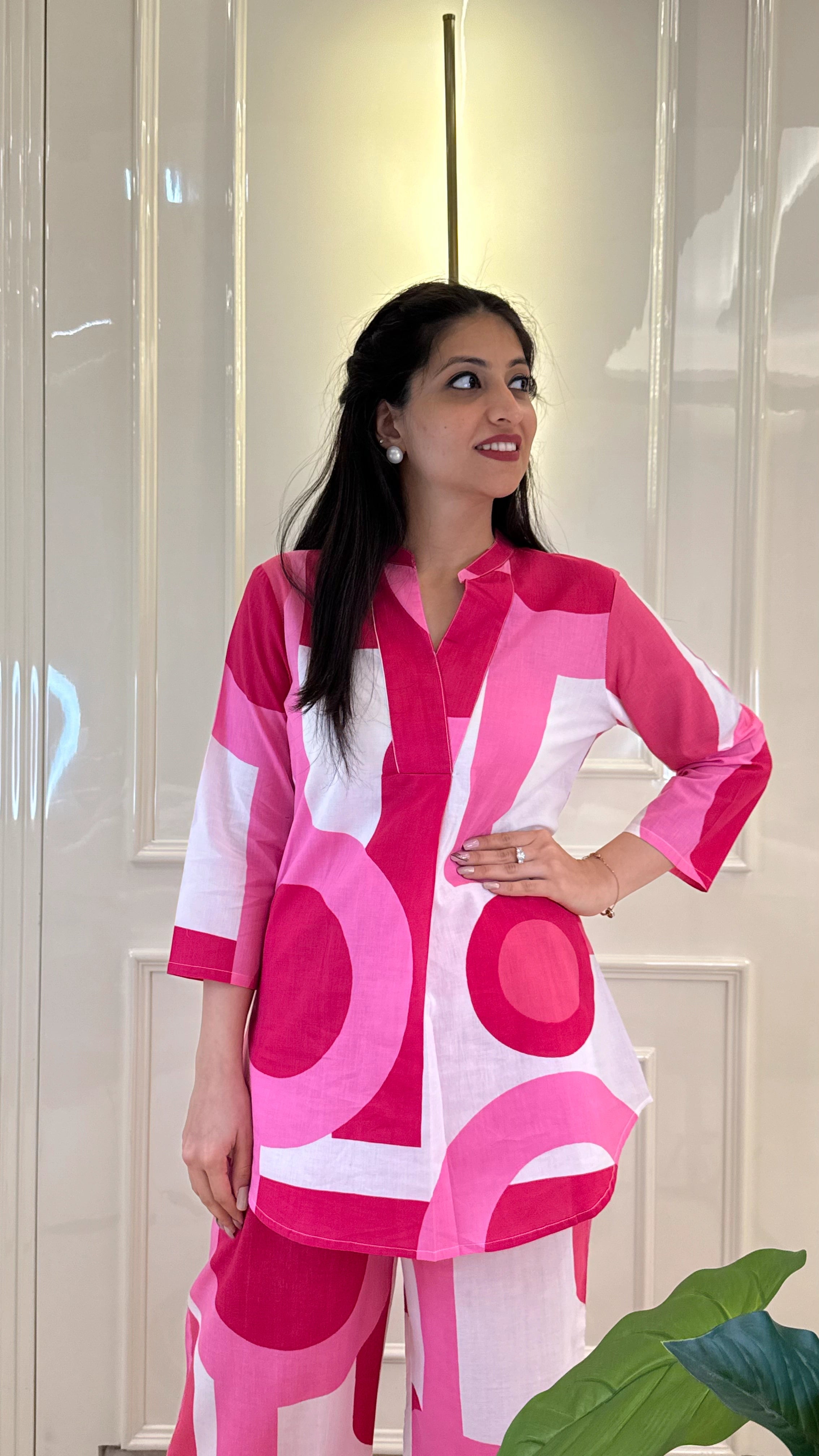 Pink Geometic Cool Cords