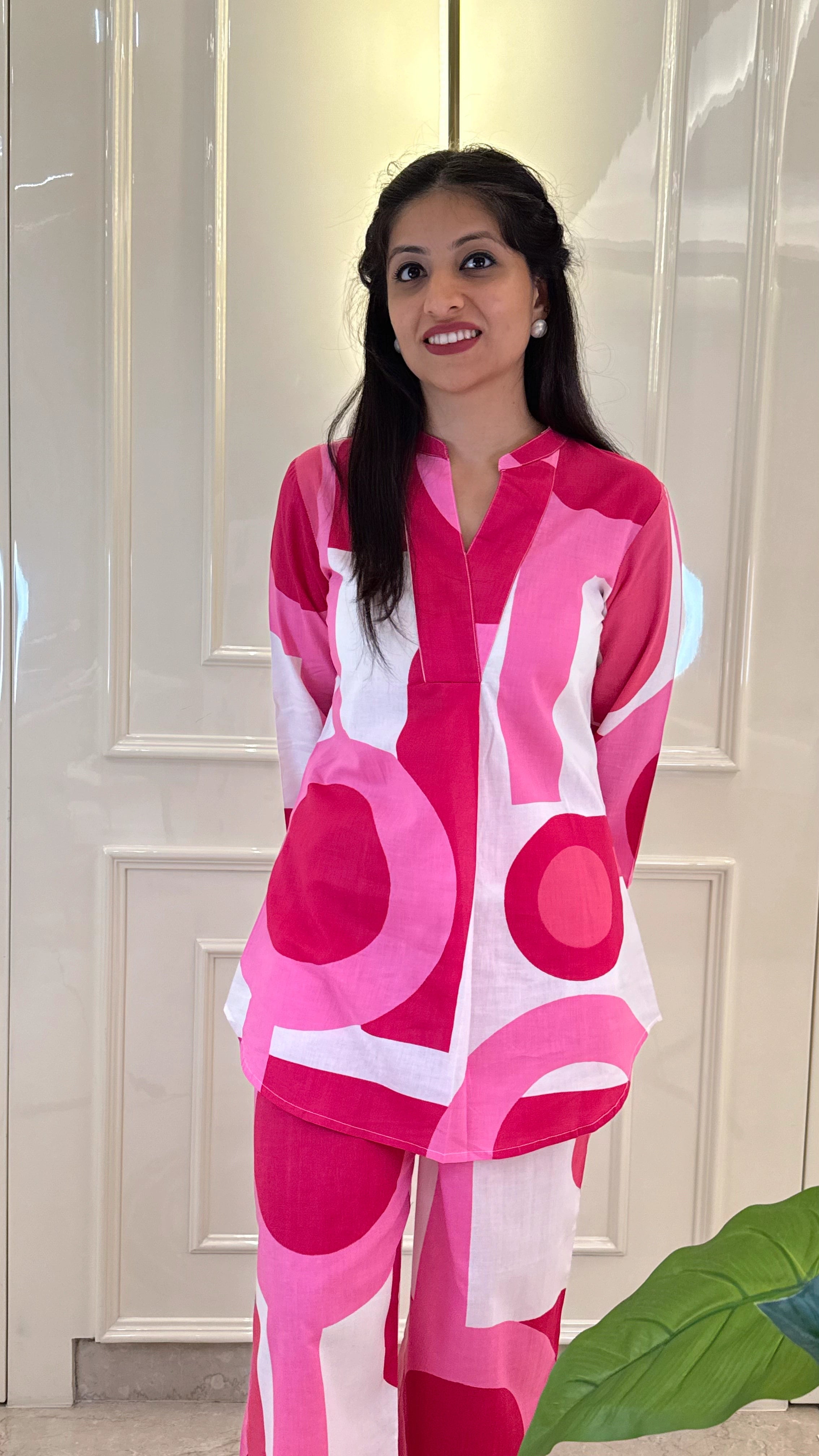 Pink Geometic Cool Cords